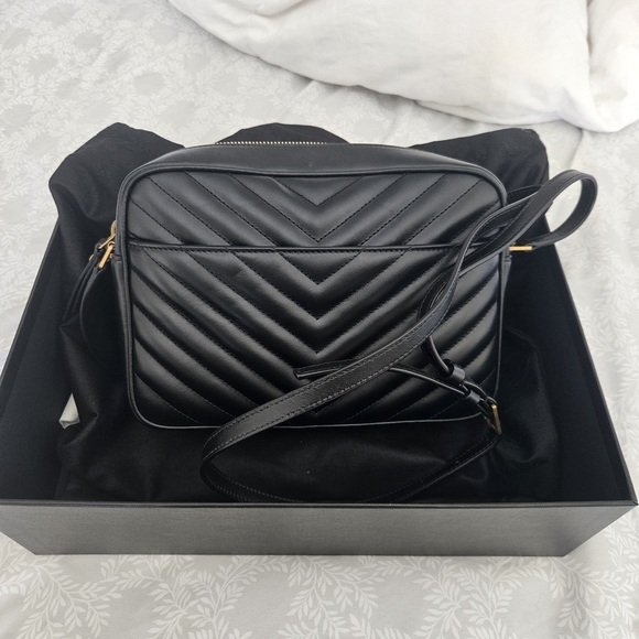 Yves Saint Laurent Black Quilted Leather Crossbody Bag - Picture 5 of 7